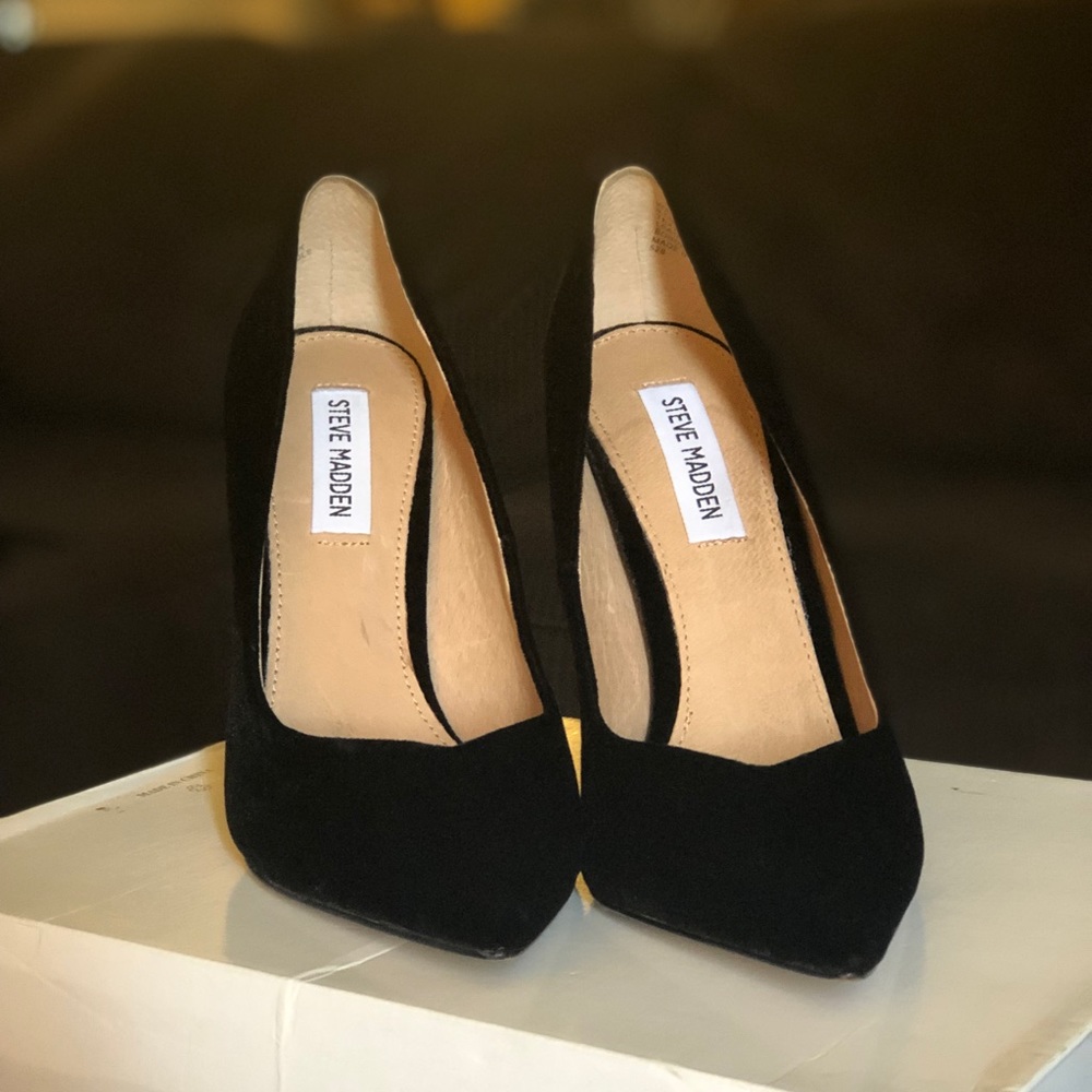 Steve Madden suede stiletto